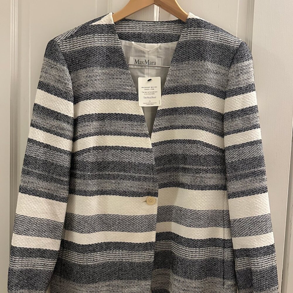 MaxMara Tommy Blazer/Jacket; White Stripes; US 12-14